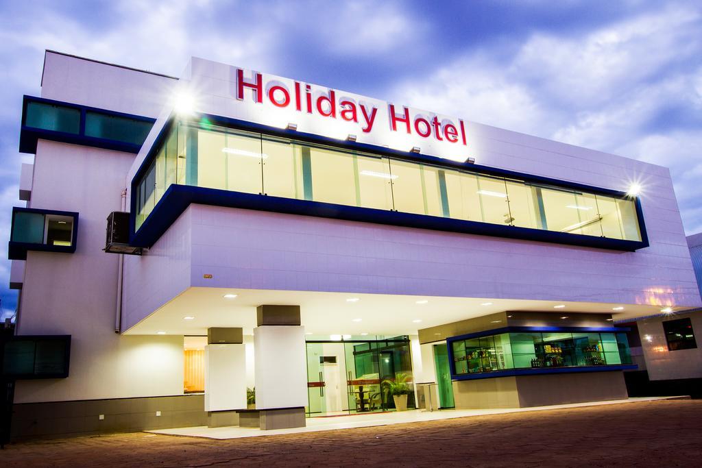 Holiday Hotel Picos Luaran gambar