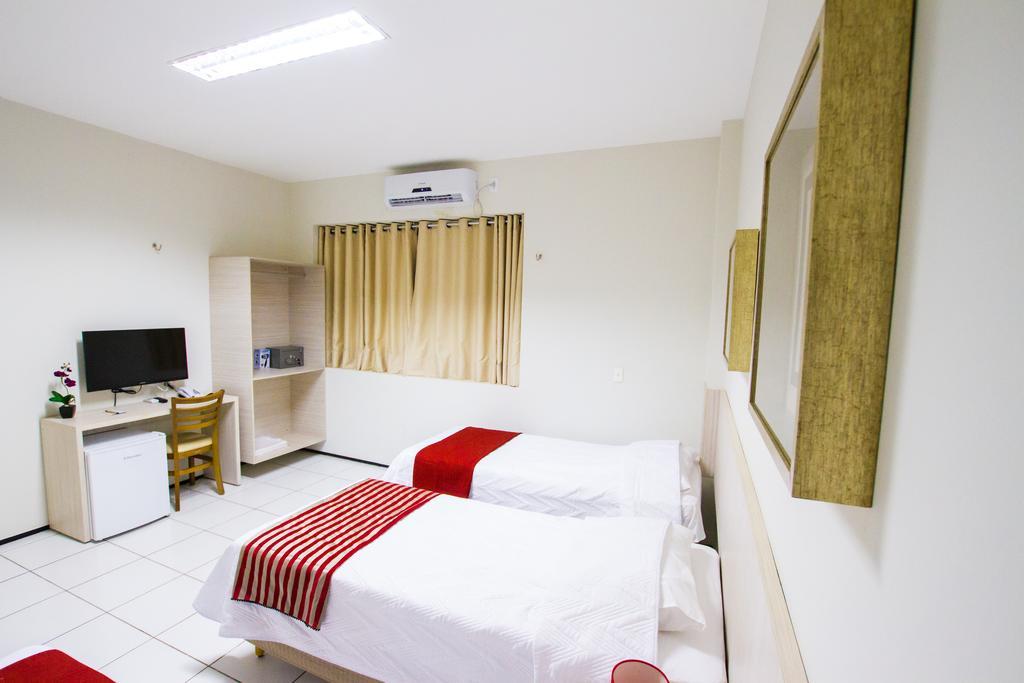 Holiday Hotel Picos Bilik gambar