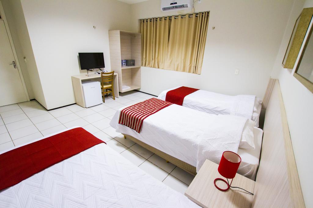 Holiday Hotel Picos Bilik gambar