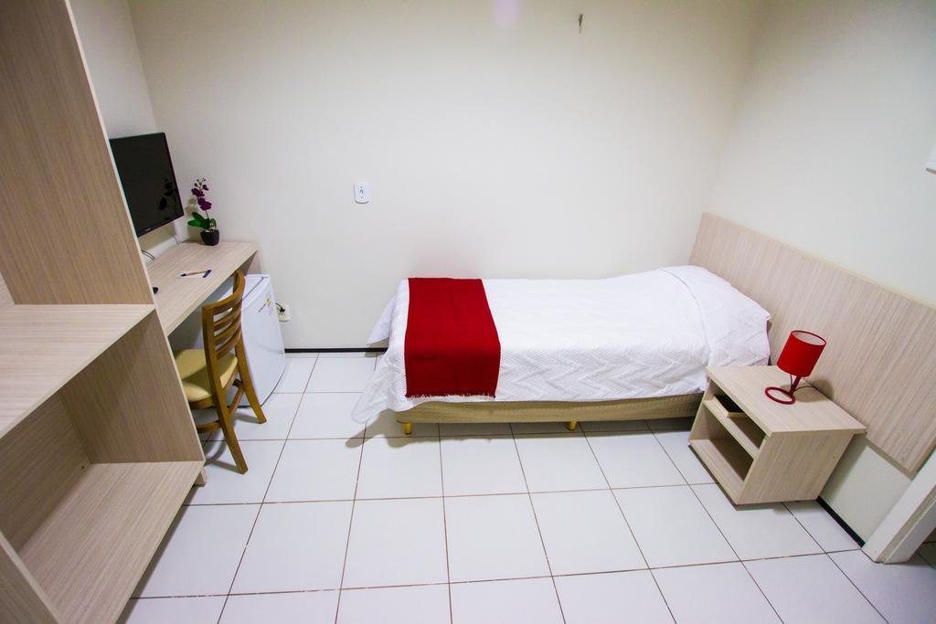 Holiday Hotel Picos Bilik gambar