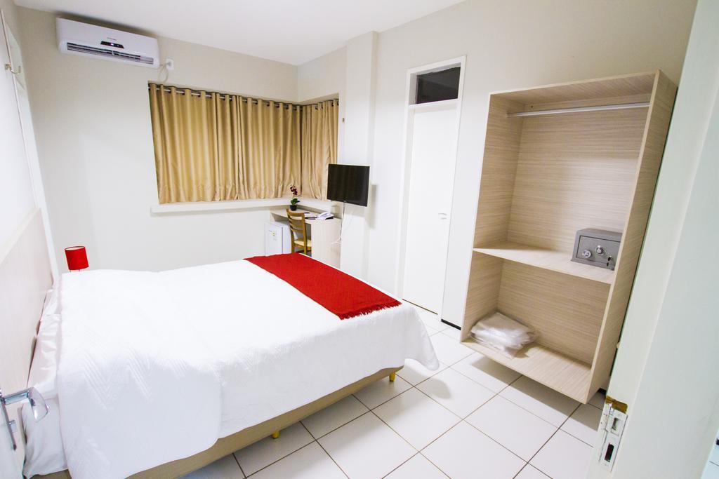 Holiday Hotel Picos Bilik gambar